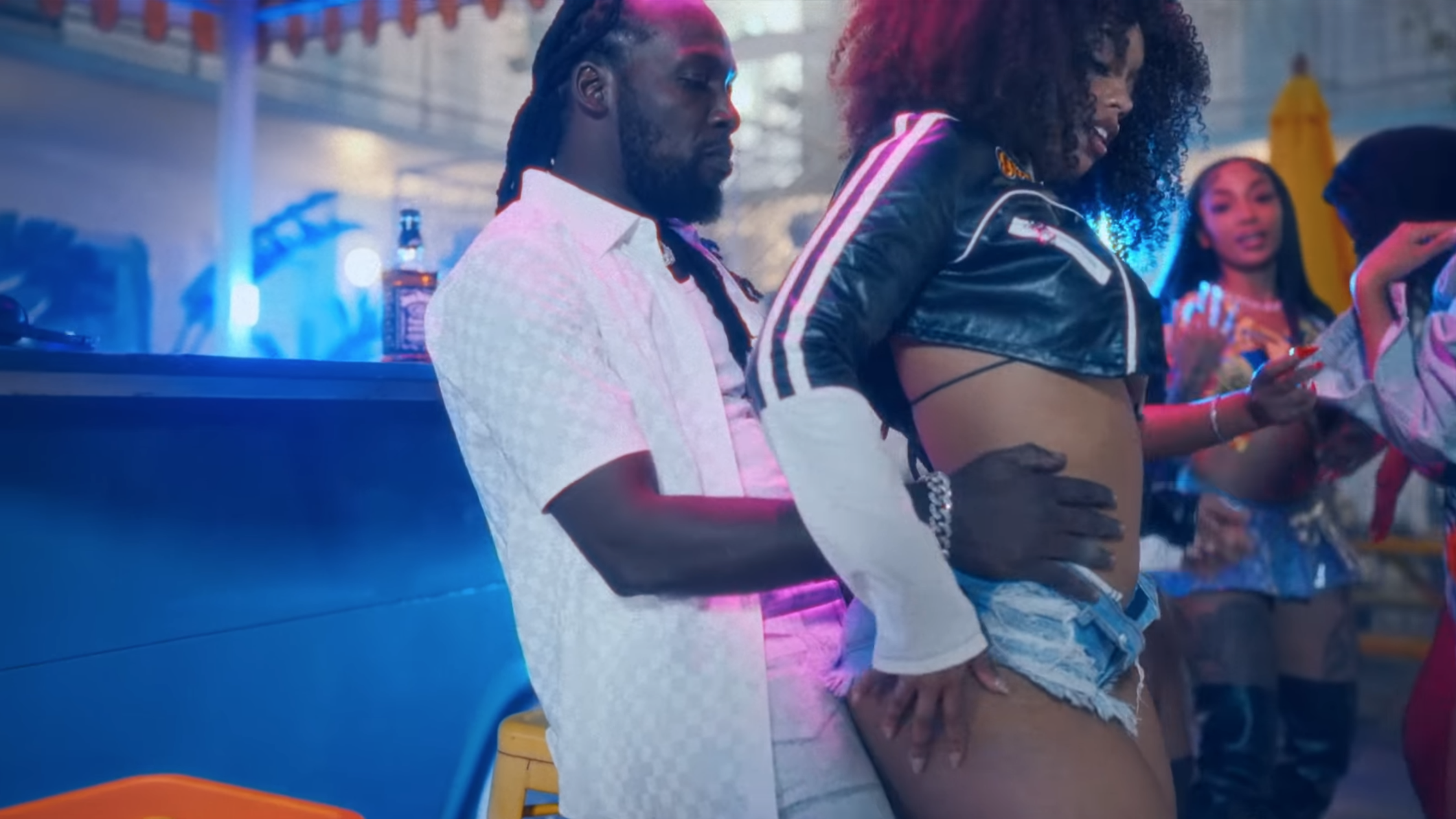 Mavado Bubble and Brace Music Video